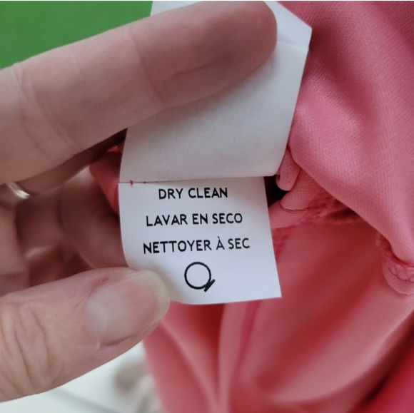 🆕️🆑️ Bright Pink Party Dress | Open Back Floor Length Deep V-neckline 5/6 - Picture 15 of 16